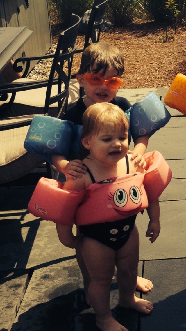 Parker 2014 poolside